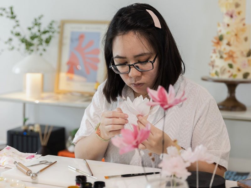 Meet the Artist & Instructor